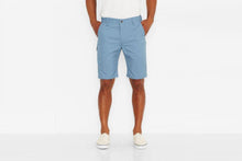 Load image into Gallery viewer, Levi's Commuter 504 Regular Straight Shorts - hangnpt5