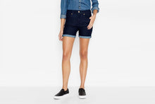Load image into Gallery viewer, Levi's Commuter Shorts - hangnpt5