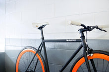 Load image into Gallery viewer, Foxtrot - hangnpt5