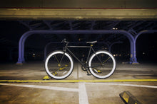 Load image into Gallery viewer, Mike - hangnpt5
