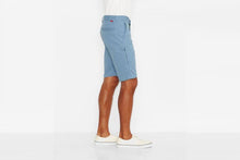 Load image into Gallery viewer, Levi&#39;s Commuter 504 Regular Straight Shorts - hangnpt5
